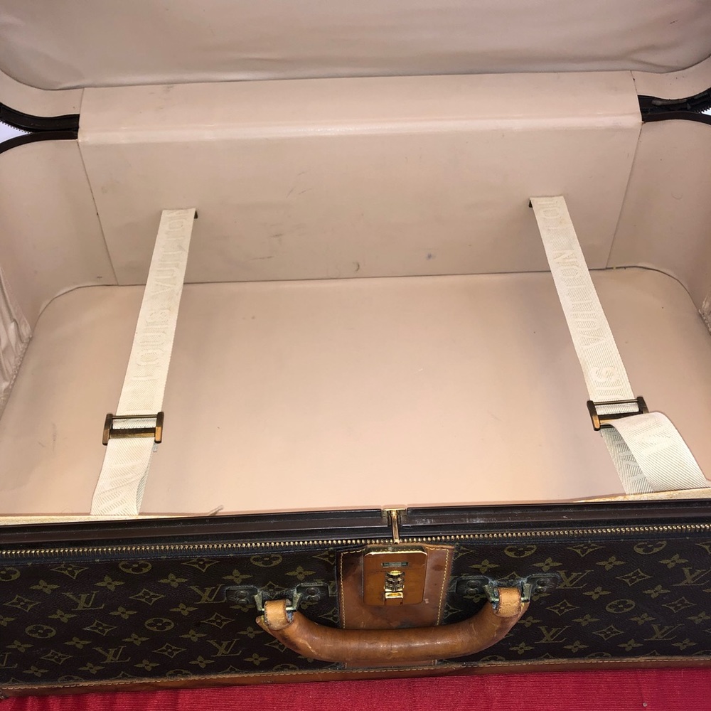 Louis Vuitton Stratos 80 Suitcase - Picture 7 of 8